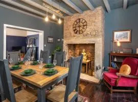 Characterful Terrace Retreat in County Durham - Sleeps 6-8