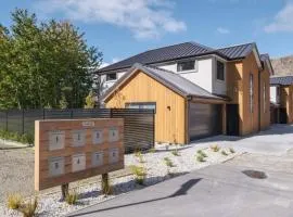 Queenstown Luxury Holiday Villa