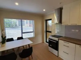 Newly renovated 1 bedroom unit