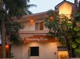 Riversong Bliss, hostel ở Canacona