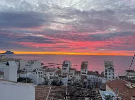 Casa en Casco Antiguo con vistas al mar