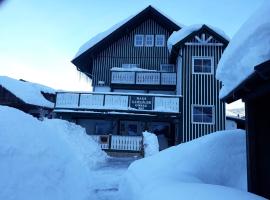 Der Gamsjäger, hotel a Gosau