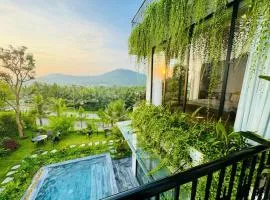 Venus Flamigo Resort- Amazing, Đại Lải