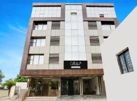 Super Hotel O Palkhi Road Near Sai Baba Temple, hotell sihtkohas Shirdi