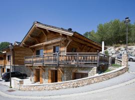 Chalet Niyama - Avec jacuzzi et station à pied, khách sạn ở Font-Romeu