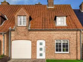 3 Bedroom Pet Friendly Home In Bredene