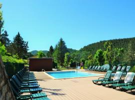 Domaine Aigoual Cevennes, hotel in Meyrueis