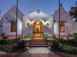 River Meadow Manor, hotel em Centurion