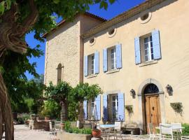 Les Carmes and spa, hotel in Le Thor