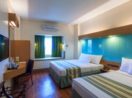 Microtel by Wyndham South Forbes near Nuvali, khách sạn ở Santa Rosa