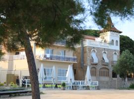 Hostal La Fosca, hotell sihtkohas Palamós