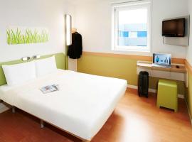 Hotel Inn Design Issoudun: Issoudun şehrinde bir otel