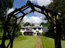 The Factor's Inn & Factor's Cottage, hotel v Fort Williamu