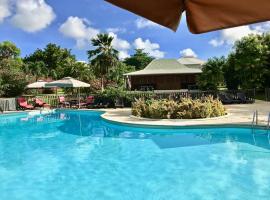 Résidence Le Vallon Guadeloupe Parc Piscine Appartements & Studios & Services hôteliers à la carte, khách sạn ở Saint-François