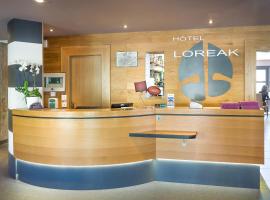 Hotel Loreak، فندق في بايون