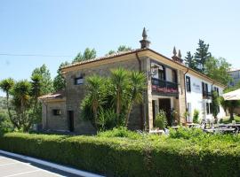 Hotel Colonial de Santillana, ξενοδοχείο στο Σαντιγιάνα ντελ Μαρ