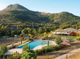 Domaine Saint Estève, hotel in Millau