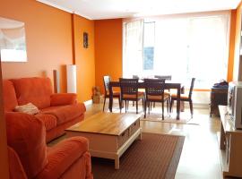 Mundaka Beach flat parking privado, hotel em Mundaka