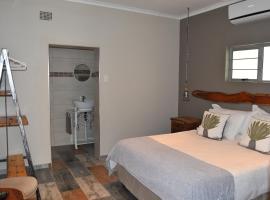 Quiver Inn Guesthouse, Pension in Keetmanshoop