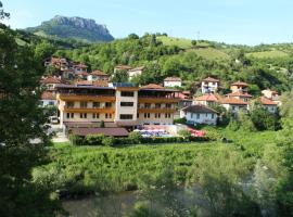 Family Hotel Enica, ξενοδοχείο σε Teteven