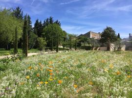 Domaine Les Martins - Gordes, hotell sihtkohas Gordes