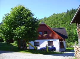 Ferienhaus Julia, hotel v destinácii Admont