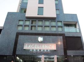 Excellence Comfort Hotel, מלון בדיווינופוליס