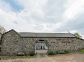 Medieval farmhouse with private garden