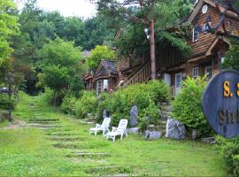 Mayfair Deneb Pension, hotel in Pyeongchang