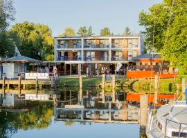 Port étterem&panzió, casă de vacanță din Balatonmáriafürdő