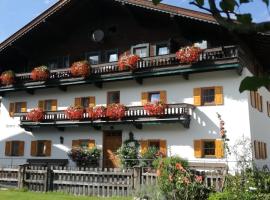 Karrerhof, hotel din Walchsee