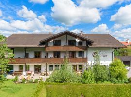 Kleines Hotel Edeltraud, hotel in Aschau im Chiemgau