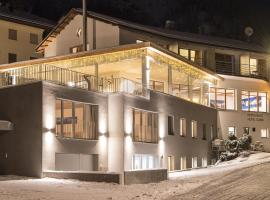 Laagers Hotel Garni, hotel u gradu Samedan