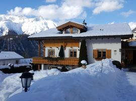 Haus Brigitte, hotel i Nauders