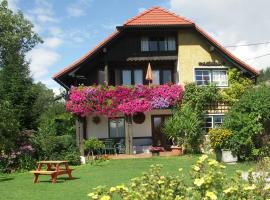 Landhaus Egger, hotel di Seeboden