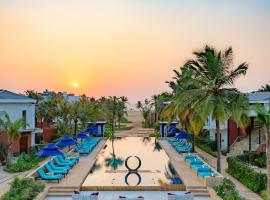 Azaya Beach Resort Goa, hotel i Benaulim