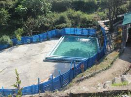 Natural Camps with InHouse Swimming Pool, hotel a Rishīkesh