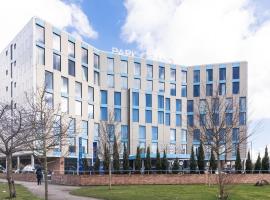 Park Grand Heathrow, hotel di Hounslow