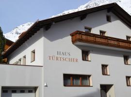 Frühstückspension Türtscher, hotelli kohteessa Galtür