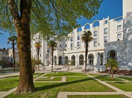 Hotel & Spa Vacances Bleues Le Splendid, hotel u gradu 'Dax'