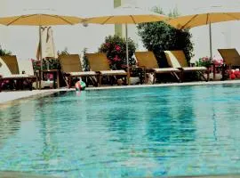 Olivias Group Hotel