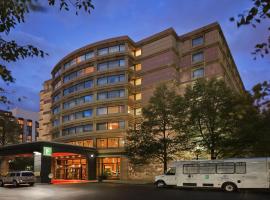 Embassy Suites by Hilton Chicago O'Hare Rosemont: Rosemont şehrinde bir otel