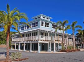 Dolphin Point Villas, Resort in Key Largo