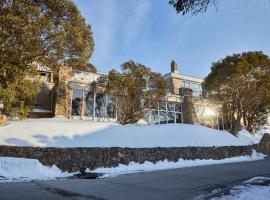 Breathtaker Hotel and Spa, hotel di Mount Buller