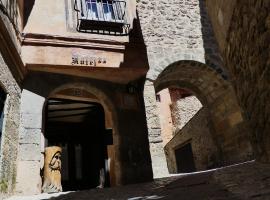 Hotel Posada del Adarve, ξενοδοχείο σε Albarracín