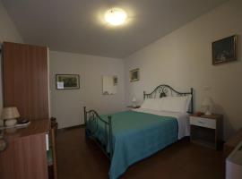 Hotel Athena, hotel em Spoleto