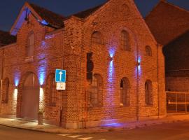 Blue House On The Water, hotel di Kortrijk