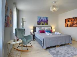 D&A City Center Apartments with free parking, hotel sa Pula