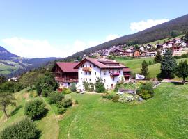 Sule Hof Agriturismo, hotel u gradu Ortisei