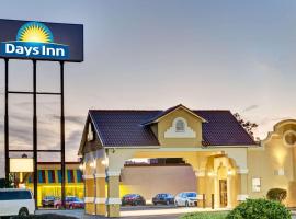 Days Inn by Wyndham Louisville Airport Fair and Expo Center, готель у місті Луїсвілл